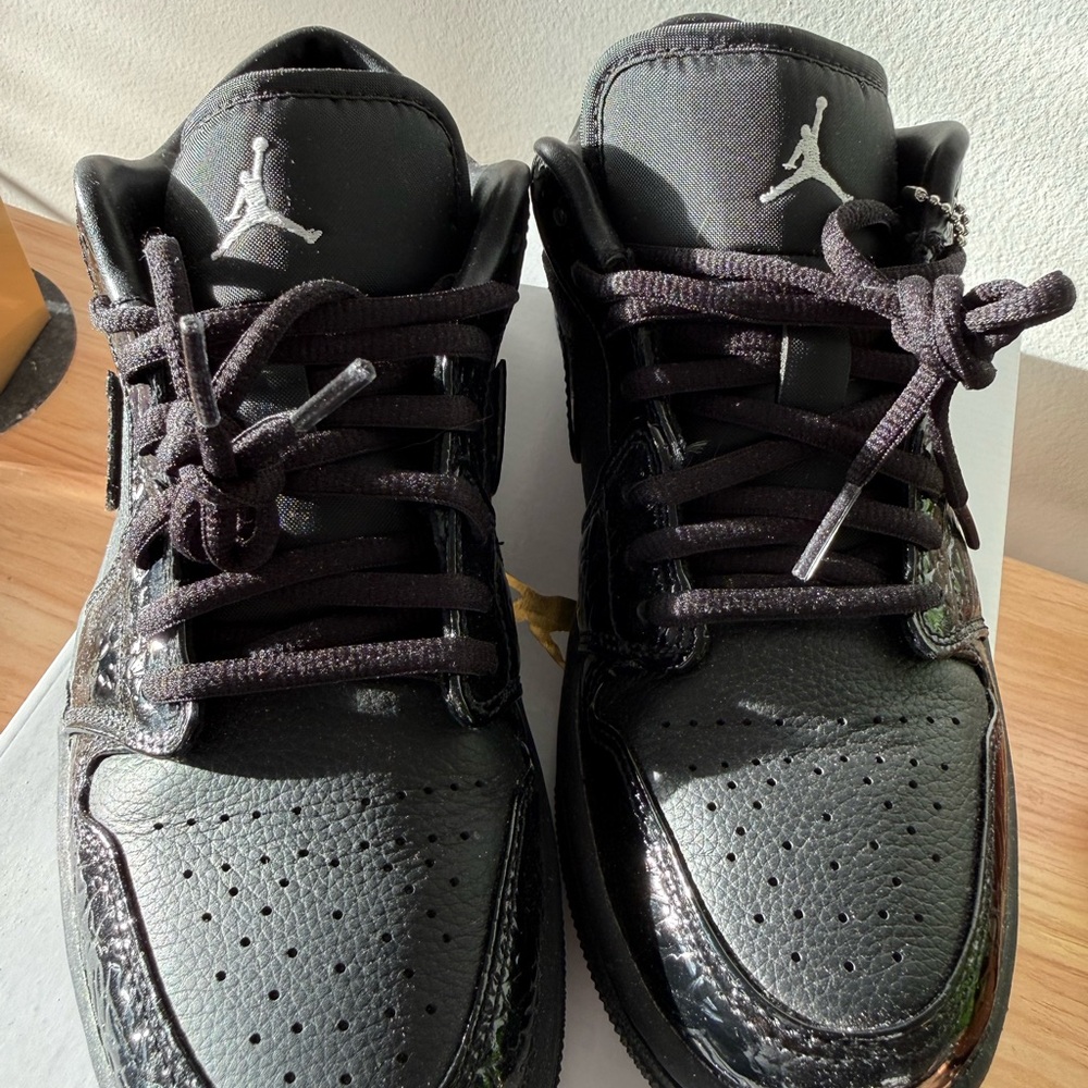 Women’s Nike Air Jordan 1 Low Black/Black Patent Leather - Picture 3 of 5